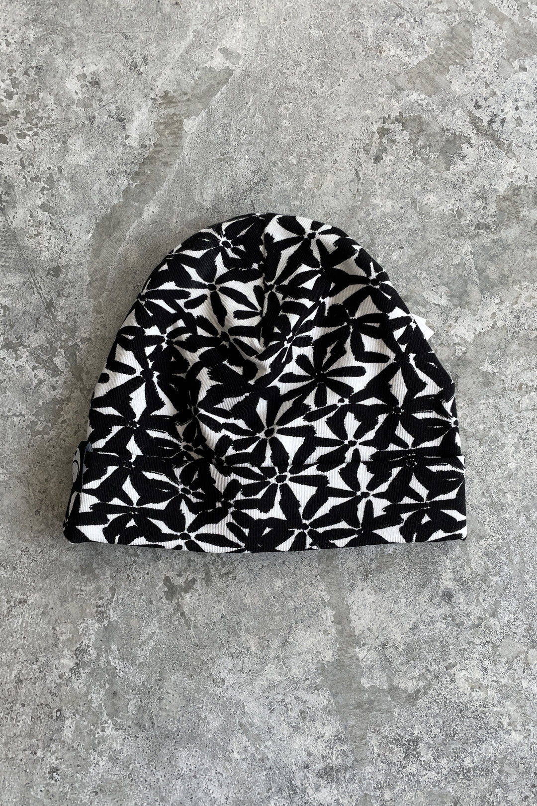 Alix beanie for baby - Black and white
