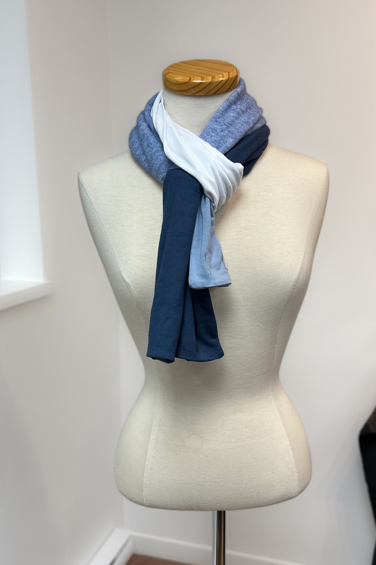 Foulard Atelier - Série Bleu - Atelier Véronique B